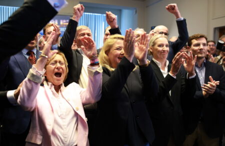 exit-poll-sti-germania-proti-dynami-i-afd-sto-meklemvoyrgo-dytiki-pomerania-niki-gia-tin-aristera-sto-verolino-816790