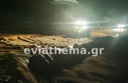 protovrochia-me-provlimata-mpoyrini-sti-skiatho-katolisthiseis-stin-eyvoia-vinteo-819630