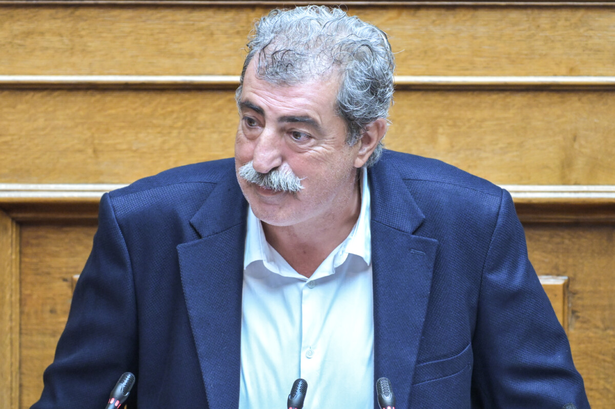 Στα άκρα η κόντρα Πολάκη – Πατούλη / «Είσαι απατεώνας, ο πρόεδρος των ψευτών Ελλάδος» – Τι απαντάει ο Πρόεδρος του ΙΣΑ
