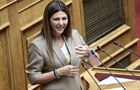 kyriakos-mitsotakis-omprela-prostasias-sti-zacharaki-810896