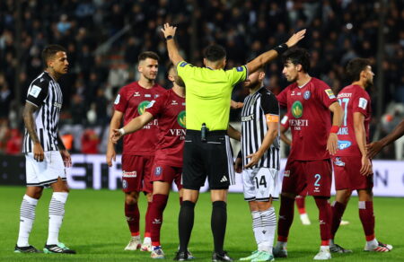 super-league-7i-agonistiki-ta-apotelesmata-kai-oi-diaitites-poy-varane-to-podosfairo-829455