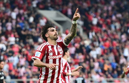 super-league-anemostrovilos-sto-faliro-o-olympiakos-dielyse-5-0-tin-kalamata-832045