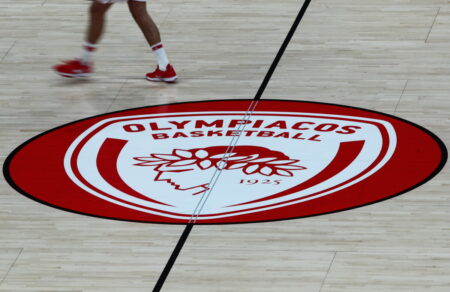kae-olympiakos-den-echoyme-kanenan-kai-tipota-na-fovithoyme-831279