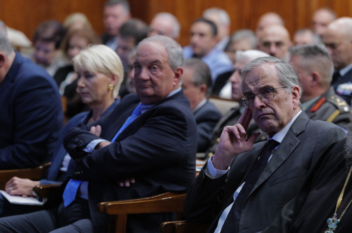 samaras_karamanlis (ΓΙΩΡΓΟΣ ΚΟΝΤΑΡΙΝΗΣ/EUROKINISSI)
