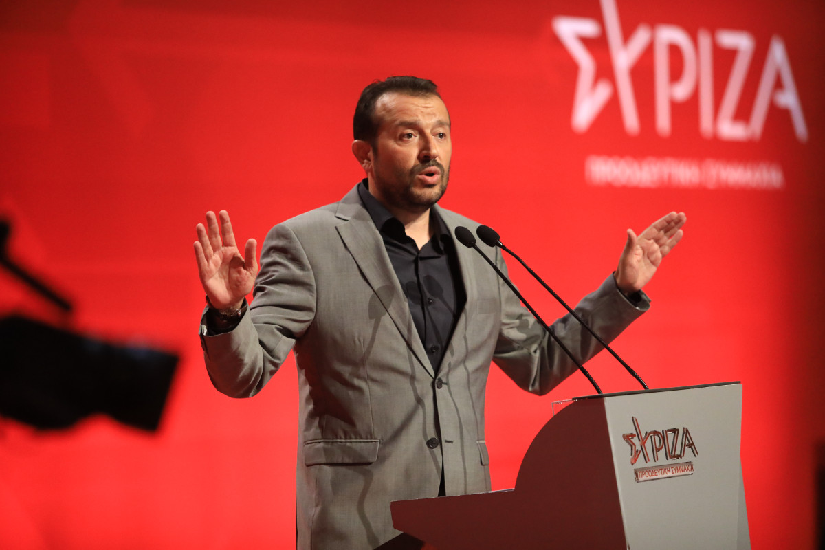 &Pi;&alpha;&pi;&pi;ά&sigmaf; &mu;&epsilon;&tau;ά &tau;&eta;&nu; &pi;&alpha;&rho;&alpha;ί&tau;&eta;&sigma;&eta; &Phi;ά&mu;&epsilon;&lambda;&lambda;&omicron;&upsilon; / &Kappa;&alpha;&nu;&epsilon;ί&sigmaf; &delta;&epsilon; &theta;&alpha; &sigma;&tau;&epsilon;&rho;ή&sigma;&epsilon;&iota; &alpha;&pi;ό &tau;&alpha; &mu;έ&lambda;&eta; &tau;&omicron; &delta;&iota;&kappa;&alpha;ί&omega;&mu;&alpha; &kappa;&alpha;&iota; &tau;&eta;&nu; &upsilon;&pi;&omicron;&chi;&rho;έ&omega;&sigma;&eta; &tau;&omicron;&pi;&omicron;&theta;έ&tau;&eta;&sigma;&eta;&sigmaf;