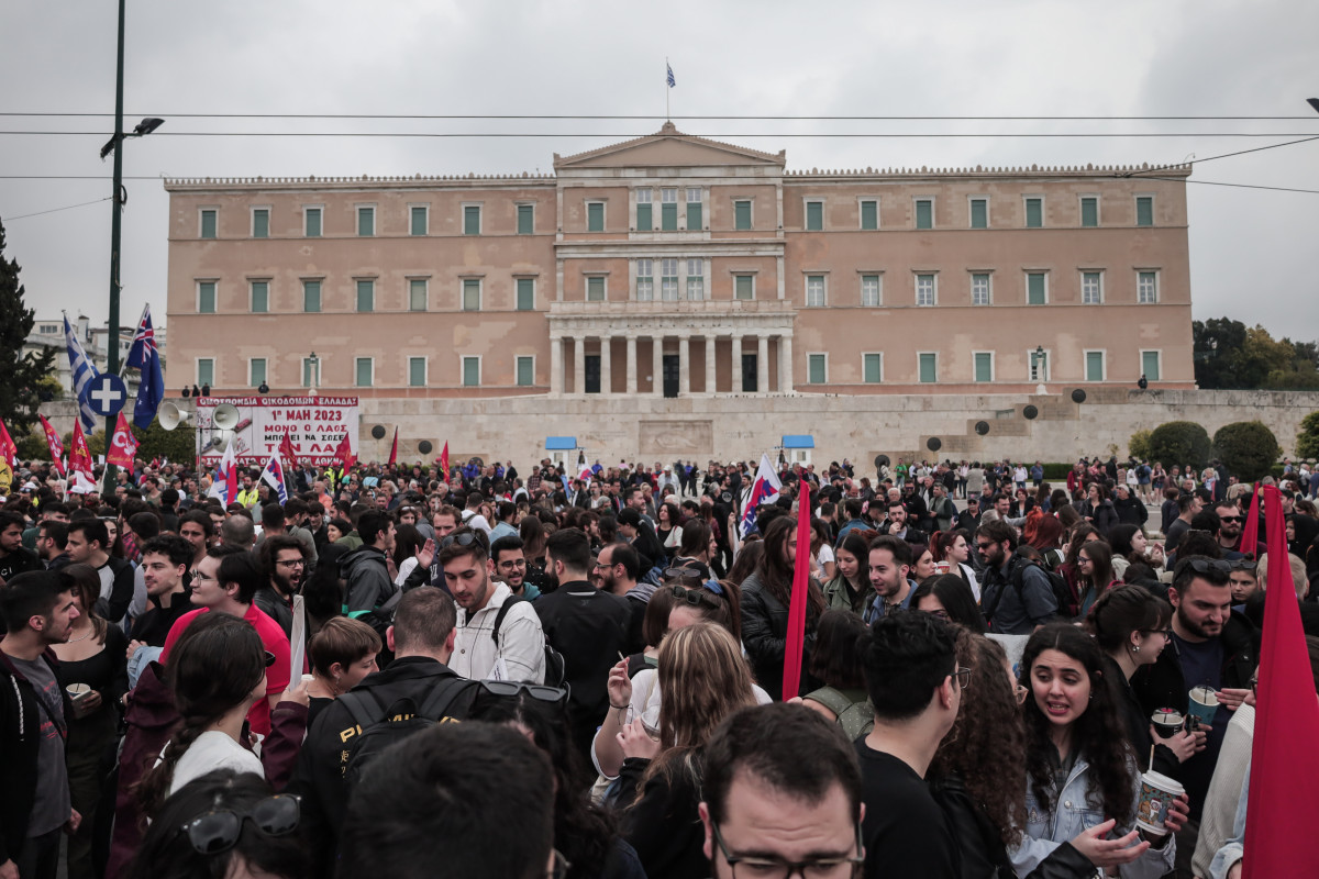 &Pi;&rho;&omega;&tau;&omicron;&mu;&alpha;&gamma;&iota;ά / &laquo;&Beta;&iota;&omicron;&lambda;ά&nu;&tau;&epsilon;&sigmaf;&raquo;, 13&omega;&rho;&alpha;, &chi;&alpha;&mu;&eta;&lambda;&omicron;ί &mu;&iota;&sigma;&theta;&omicron;ί