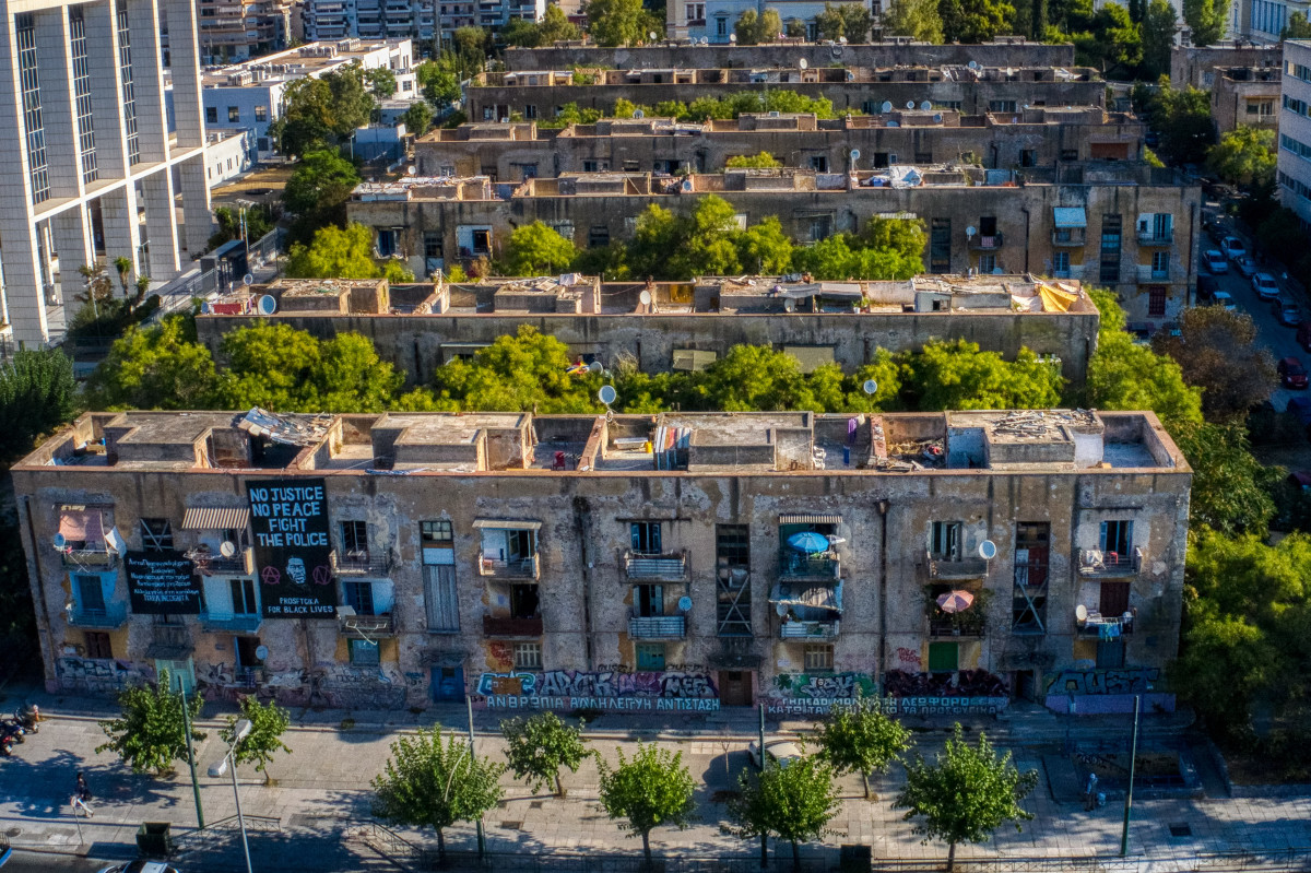 &Pi;&rho;&omicron;&sigma;&phi;&upsilon;&gamma;&iota;&kappa;ά / &Omicron; &Alpha;ύ&gamma;&omicron;&upsilon;&sigma;&tau;&omicron;&sigmaf; &tau;&eta;&sigmaf; &alpha;&lambda;&lambda;&eta;&lambda;&epsilon;&gamma;&gamma;ύ&eta;&sigmaf; &ndash; &Tau;&rho;&iota;ή&mu;&epsilon;&rho;&omicron; camp &mu;&epsilon; &epsilon;&kappa;&delta;&eta;&lambda;ώ&sigma;&epsilon;&iota;&sigmaf; &kappa;&alpha;&iota; &delta;&rho;ά&sigma;&epsilon;&iota;&sigmaf;