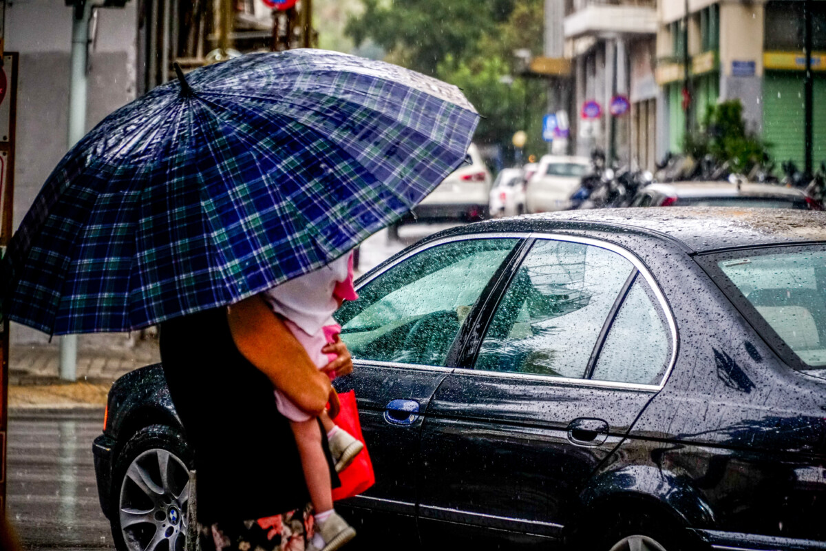 Καιρός / Καταιγίδες, χιόνια και βουτιά του υδράργυρου – Η πρόγνωση των επόμενων ημερών