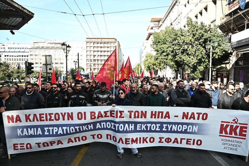 Ο ΓΓ του ΝΑΤΟ στην Αθήνα / «Ήρθε ο Ρούτε τις βόμβες του ακούτε»