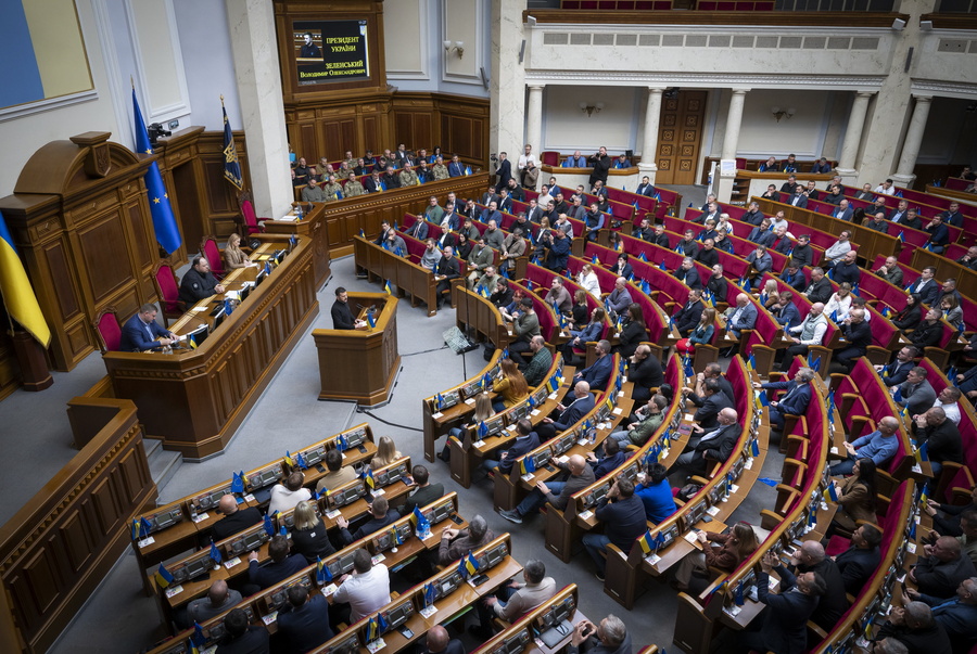 Ουκρανία / Αναβλήθηκε συνεδρίαση της Βουλής για λόγους «ασφαλείας»