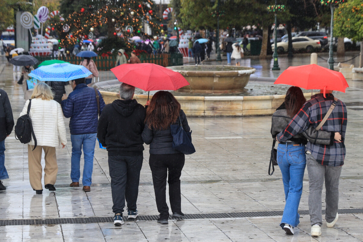 Καιρός / Βροχές και καταιγίδες μέχρι την Κυριακή – Οι περιοχές που θα πληγούν