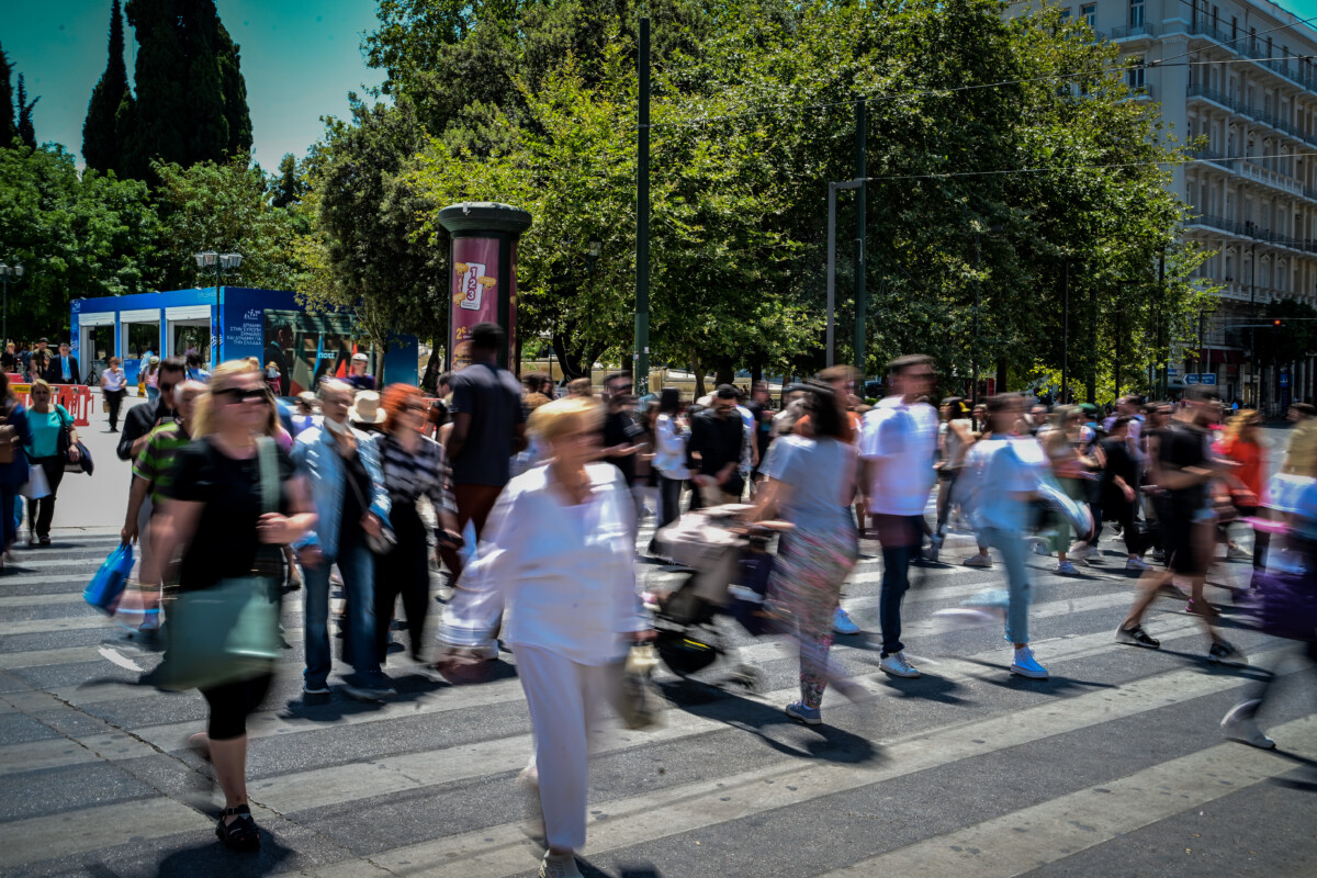 ΙΟΒΕ / Σταθερά οι πιο απαισιόδοξοι στην Ευρώπη οι Έλληνες