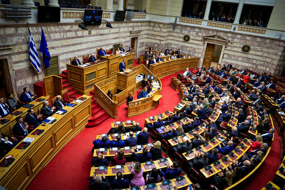 ΠΑΣΟΚ – ΣΥΡΙΖΑ – Νέα Αριστερά / Η νάρκη των αμυντικών δαπανών στα σενάρια συμπόρευσης