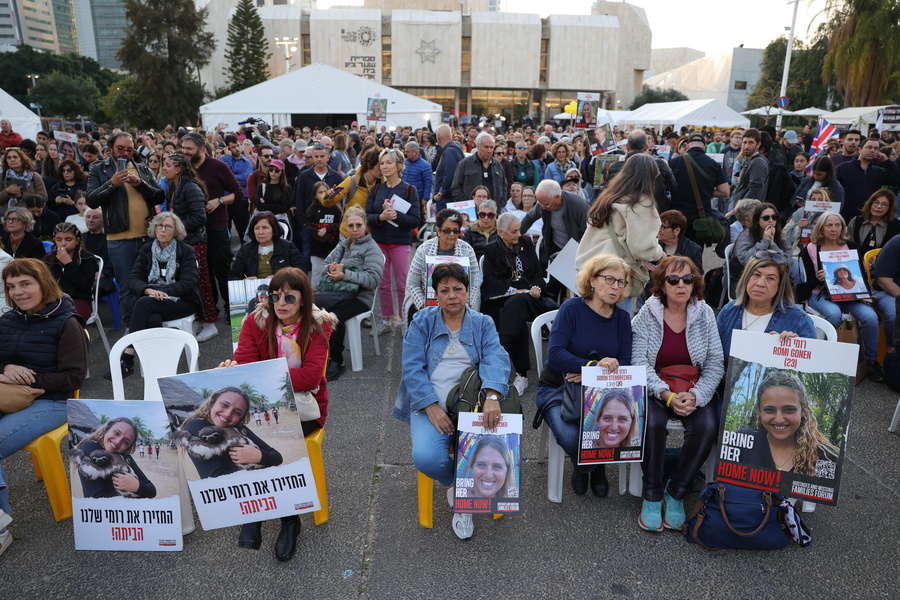 Ισραήλ / Με τις οικογένειές τους οι τρεις όμηροι – Το Σάββατο η επόμενη απελευθέρωση λέει η Χαμάς