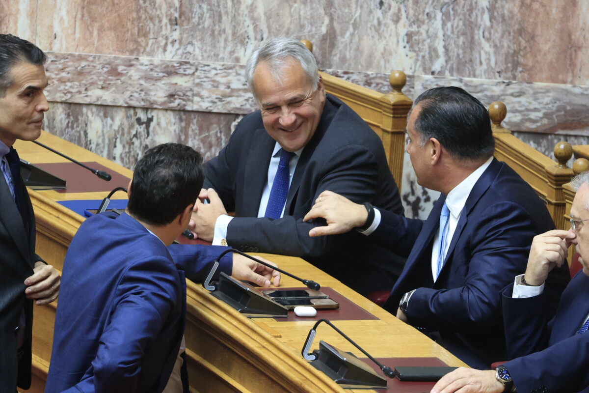 Βορίδης για Τέμπη / Μικρό ζήτημα σε σχέση με τις αλλαγές στον πλανήτη