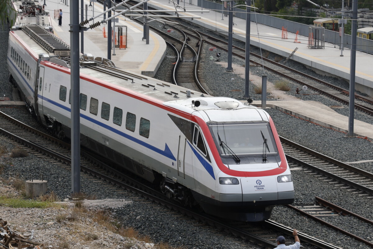 Εργαζόμενοι ΤΡΑΙΝΟΣΕ κατά κυβέρνησης και Hellenic Train / Δίκτυο υπό κατάρρευση, άθλιες εγκαταστάσεις και επικίνδυνες συνθήκες εργασίας