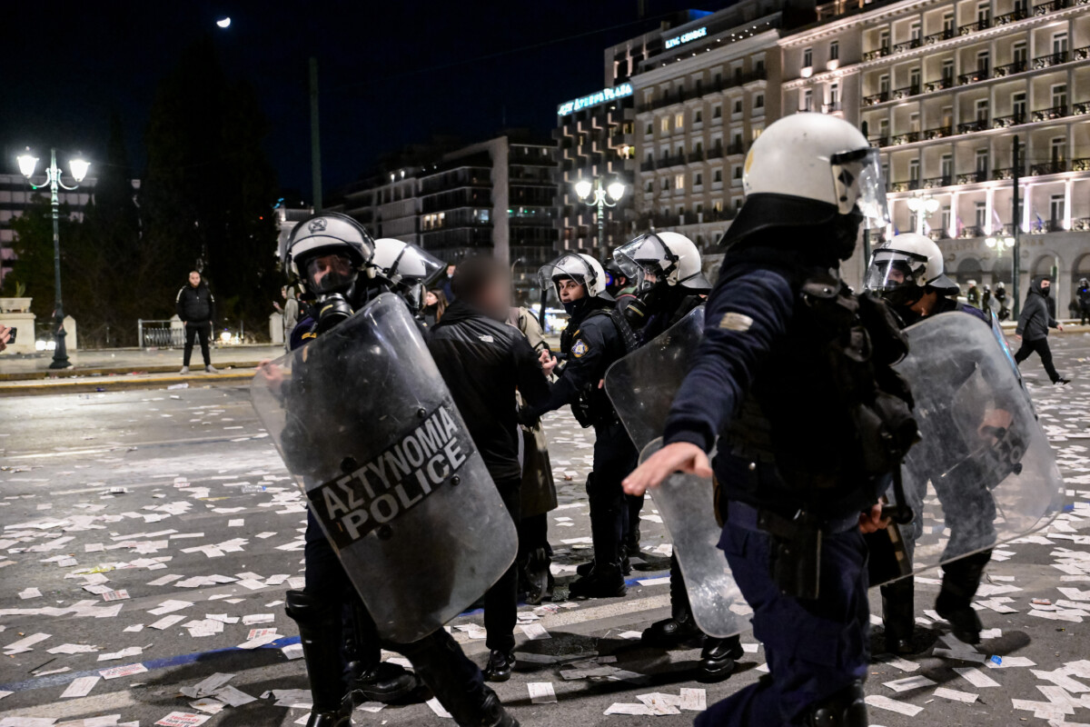 Συλλαλητήρια για Τέμπη / Βίντεο αστυνομικής βίας και αυθαιρεσίας