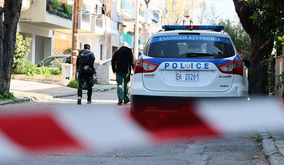 &Delta;&omicron;&lambda;&omicron;&phi;&omicron;&nu;ί&alpha; &sigma;&tau;&eta;&nu; &Kappa;&alpha;&lambda;&alpha;&mu;&alpha;&rho;&iota;ά / &Nu;έ&alpha; &delta;ί&omega;&xi;&eta; &gamma;&iota;&alpha; &sigma;ύ&sigma;&tau;&alpha;&sigma;&eta; &sigma;&upsilon;&mu;&mu;&omicron;&rho;ί&alpha;&sigmaf; &sigma;&tau;&omicron;&upsilon;&sigmaf; &delta;ύ&omicron; &pi;&omicron;&upsilon; &sigma;&upsilon;&nu;ό&delta;&epsilon;&upsilon;&alpha;&nu; &tau;&omicron; &theta;ύ&mu;&alpha;