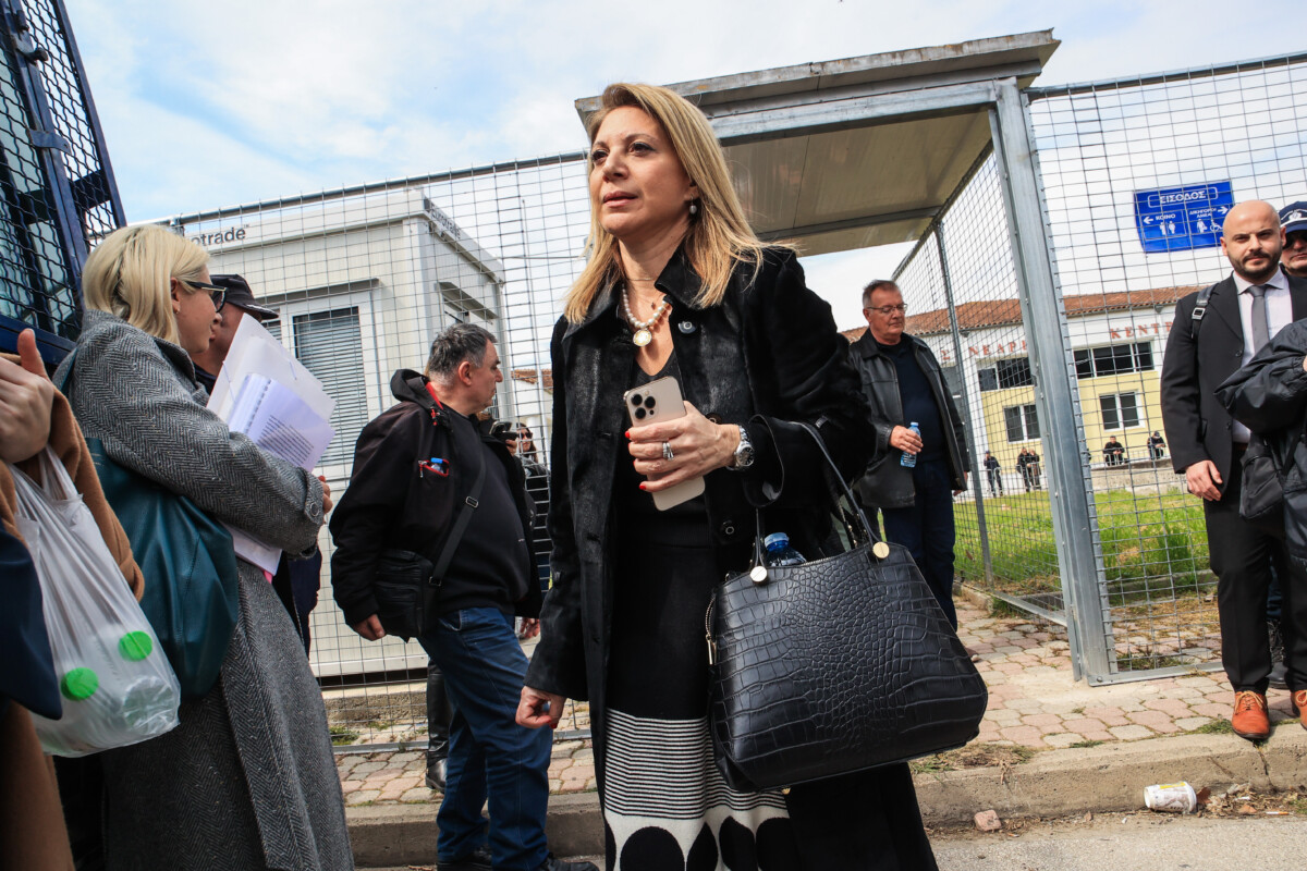 &Alpha;&pi;ά&nu;&tau;&eta;&sigma;&eta; &Kappa;&alpha;&rho;&upsilon;&sigma;&tau;&iota;&alpha;&nu;&omicron;ύ &sigma;&epsilon; &Phi;&lambda;&omega;&rho;ί&delta;&eta; / &Kappa;&alpha;&tau;ά&nu;&tau;&iota;&alpha; &gamma;&iota;&alpha; &tau;&eta; &chi;ώ&rho;&alpha; &nu;&alpha; &tau;&omicron;&nu; έ&chi;&epsilon;&iota; &upsilon;&pi;&omicron;&upsilon;&rho;&gamma;ό &ndash; &Sigma;&tau;&epsilon;&rho;&epsilon;ί&tau;&alpha;&iota; &epsilon;&nu;&sigma;&upsilon;&nu;&alpha;ί&sigma;&theta;&eta;&sigma;&eta;&sigmaf; &kappa;&alpha;&iota; &sigma;&tau;&omicron;&iota;&chi;&epsilon;&iota;&omega;&delta;ώ&nu; &gamma;&nu;ώ&sigma;&epsilon;&omega;&nu;