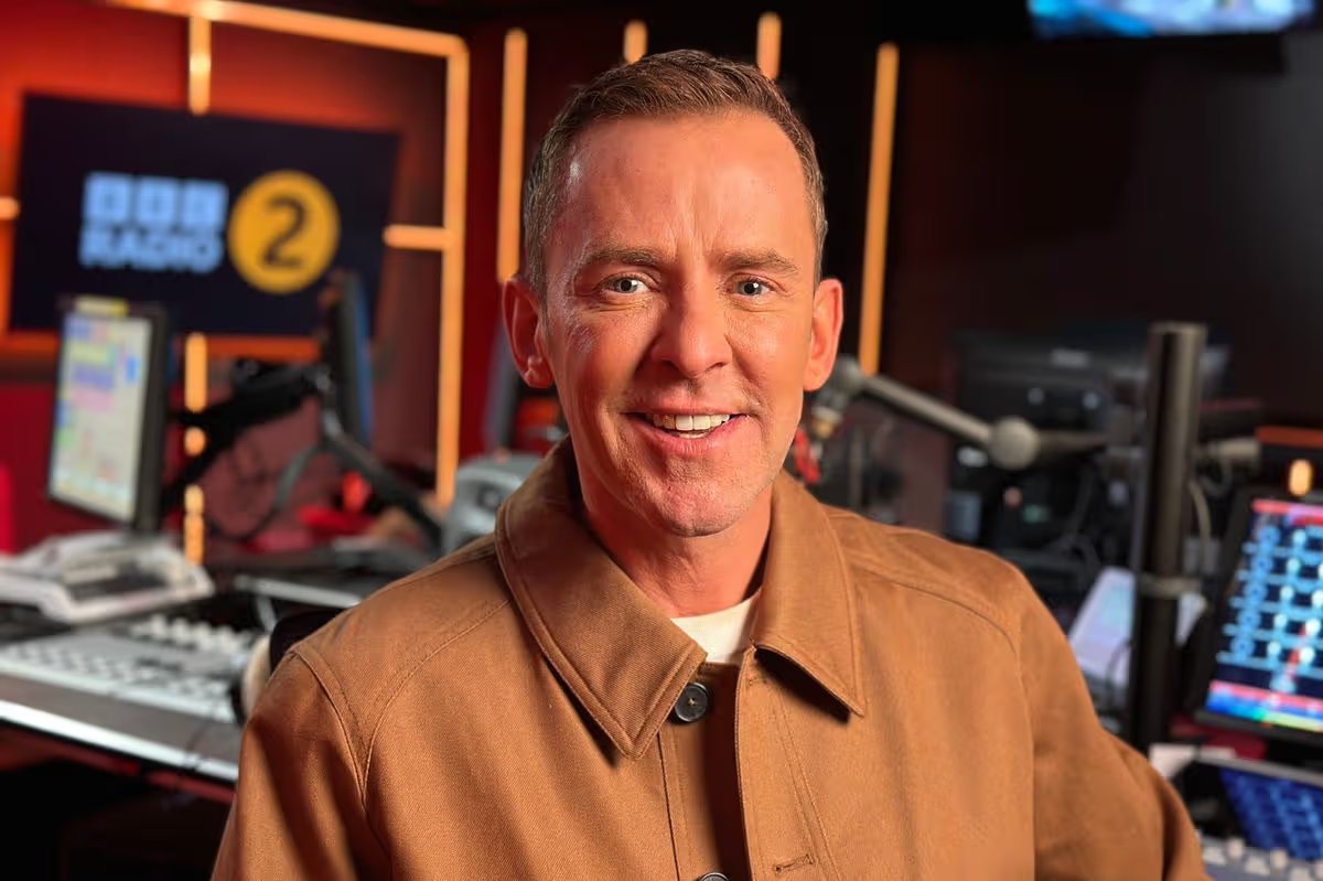 BBC / &Alpha;&pi;έ&lambda;&upsilon;&sigma;&epsilon; &pi;&alpha;&rho;&omicron;&upsilon;&sigma;&iota;&alpha;&sigma;&tau;ή &ndash; &Epsilon;&rho;&epsilon;&upsilon;&nu;ά&tau;&alpha;&iota; &gamma;&iota;&alpha; &laquo;&sigma;&omicron;&beta;&alpha;&rho;ά &sigma;&epsilon;&xi;&omicron;&upsilon;&alpha;&lambda;&iota;&kappa;ά &alpha;&delta;&iota;&kappa;ή&mu;&alpha;&tau;&alpha;&raquo; &epsilon;&iota;&sigmaf; &beta;ά&rho;&omicron;&sigmaf; &alpha;&nu;&eta;&lambda;ί&kappa;&omicron;&upsilon;