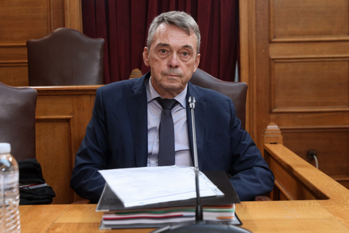 &Delta;ί&kappa;&eta; &Omicron;&Pi;&Epsilon;&Kappa;&Epsilon;&Pi;&Epsilon; / &laquo;&Alpha;&iota;&chi;&mu;έ&sigmaf;&raquo; &Beta;ά&rho;&rho;&alpha; &gamma;&iota;&alpha; &Beta;&omicron;&rho;ί&delta;&eta; &kappa;&alpha;&iota; &iota;&delta;&iota;&omega;&tau;&iota;&kappa;ή &epsilon;&tau;&alpha;&iota;&rho;&epsilon;ί&alpha; &pi;&omicron;&upsilon; &lambda;&epsilon;&iota;&tau;&omicron;&upsilon;&rho;&gamma;&omicron;ύ&sigma;&epsilon; &omega;&sigmaf; &sigma;ύ&mu;&beta;&omicron;&upsilon;&lambda;&omicron;&sigmaf;