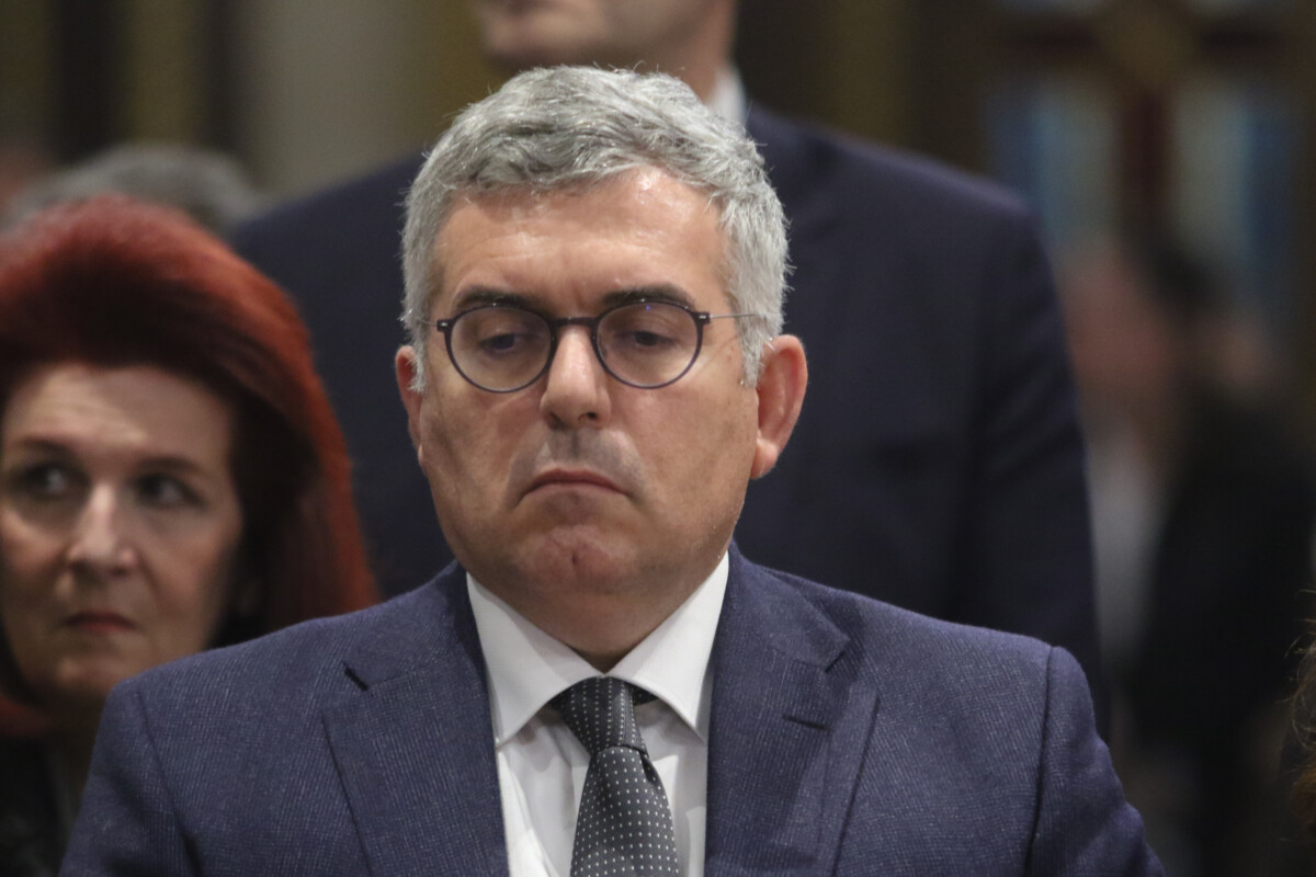 &Delta;&iota;&kappa;&eta;&gamma;ό&rho;&omicron;&sigmaf; &Alpha;&nu;&delta;&rho;&omicron;&upsilon;&lambda;ά&kappa;&eta; &gamma;&iota;&alpha; Ά&rho;&epsilon;&iota;&omicron; &Pi;ά&gamma;&omicron; / &laquo;&Omicron;&iota; &lambda;έ&xi;&epsilon;&iota;&sigmaf; &kappa;&omicron;&upsilon;&kappa;&omicron;ύ&lambda;&omega;&mu;&alpha;, &sigma;&upsilon;&gamma;&kappa;ά&lambda;&upsilon;&psi;&eta;, &mu;&pi;ά&zeta;&omega;&mu;&alpha; &epsilon;ί&nu;&alpha;&iota; &pi;&lambda;έ&omicron;&nu; &alpha;&nu;&epsilon;&pi;&alpha;&rho;&kappa;&epsilon;ί&sigmaf;&raquo;