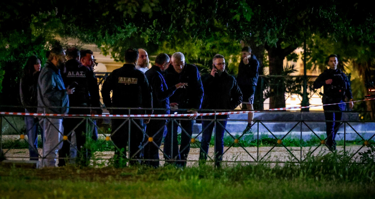 Ά&gamma;&iota;&omicron;&sigmaf; &Delta;&eta;&mu;ή&tau;&rho;&iota;&omicron;&sigmaf; / &Mu;ί&alpha; &sigma;ύ&lambda;&lambda;&eta;&psi;&eta; &gamma;&iota;&alpha; &tau;&omicron;&nu; &theta;ά&nu;&alpha;&tau;&omicron; &tau;&omicron;&upsilon; 27&chi;&rho;&omicron;&nu;&omicron;&upsilon; &ndash; &Tau;&alpha; &epsilon;&upsilon;&rho;ή&mu;&alpha;&tau;&alpha; &tau;&eta;&sigmaf; &iota;&alpha;&tau;&rho;&omicron;&delta;&iota;&kappa;&alpha;&sigma;&tau;&iota;&kappa;ή&sigmaf; &epsilon;&xi;έ&tau;&alpha;&sigma;&eta;&sigmaf;