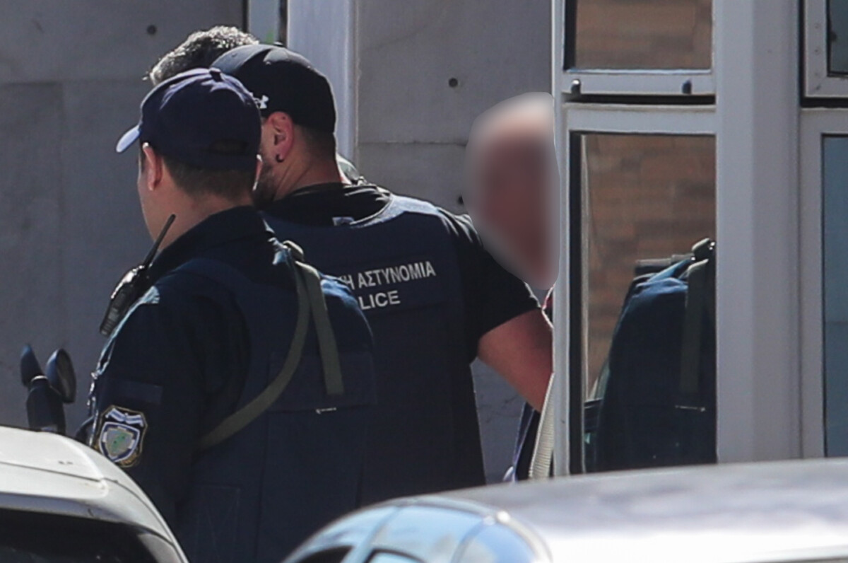 &Tau;&iota; &epsilon;ί&pi;&epsilon; &omicron; 89&chi;&rho;&omicron;&nu;&omicron;&sigmaf; &sigma;&tau;&eta;&nu; &alpha;&pi;&omicron;&lambda;&omicron;&gamma;ί&alpha; &tau;&omicron;&upsilon; / &laquo;&Pi;&upsilon;&rho;&omicron;&beta;ό&lambda;&eta;&sigma;&alpha; &gamma;&iota;&alpha; &nu;&alpha; &kappa;ά&nu;&omega; &nu;&tau;ό&rho;&omicron;, &epsilon;ί&mu;&alpha;&iota; &pi;&rho;&omicron;&epsilon;&tau;&omicron;&iota;&mu;&alpha;&sigma;&mu;έ&nu;&omicron;&sigmaf; &gamma;&iota;&alpha; &tau;&eta; &phi;&upsilon;&lambda;&alpha;&kappa;ή&raquo;