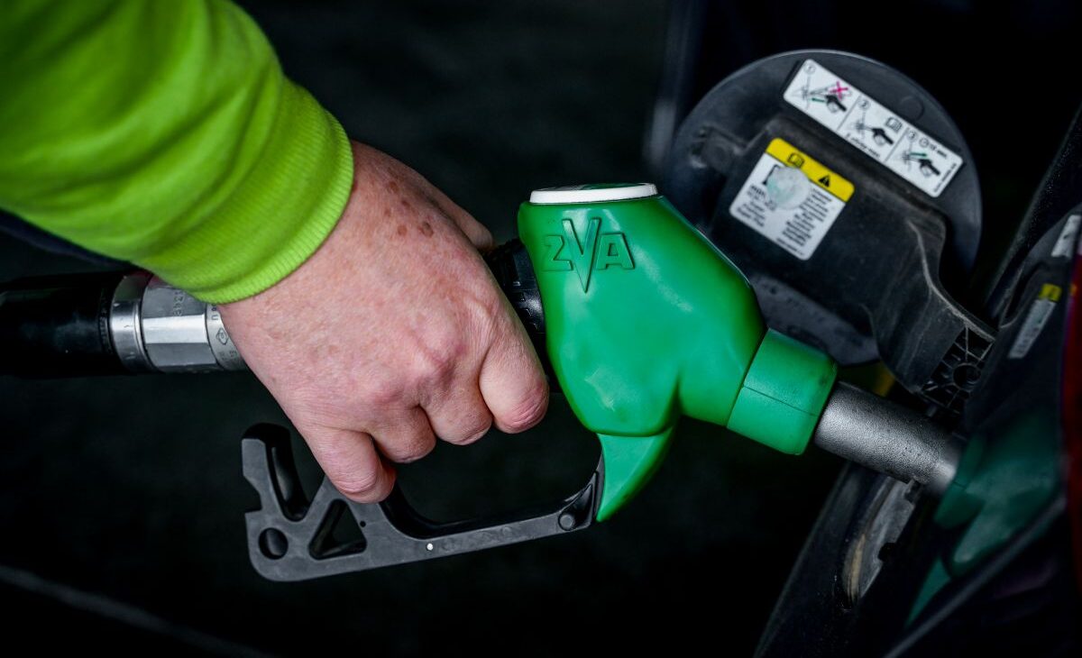 Fuel Pass / &Mu;έ&chi;&rho;&iota; &pi;ό&tau;&epsilon; &mu;&pi;&omicron;&rho;&epsilon;ί&tau;&epsilon; &nu;&alpha; &epsilon;&xi;&alpha;&rho;&gamma;&upsilon;&rho;ώ&sigma;&epsilon;&tau;&epsilon; &tau;&omicron; voucher