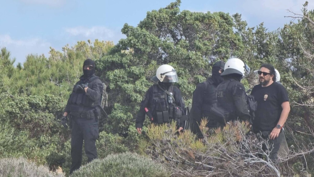 &Gamma;&alpha;ύ&delta;&omicron;&sigmaf; / &Kappa;&iota;&nu;&eta;&tau;&omicron;&pi;&omicron;ί&eta;&sigma;&eta; &sigma;&tau;&alpha; &Chi;&alpha;&nu;&iota;ά &mu;&epsilon;&tau;ά &tau;&eta;&nu; &epsilon;&mu;&phi;ά&nu;&iota;&sigma;&eta; &Mu;&Alpha;&Tau; &kappa;&alpha;&iota; &epsilon;&rho;&gamma;&omicron;&lambda;ά&beta;&omega;&nu;