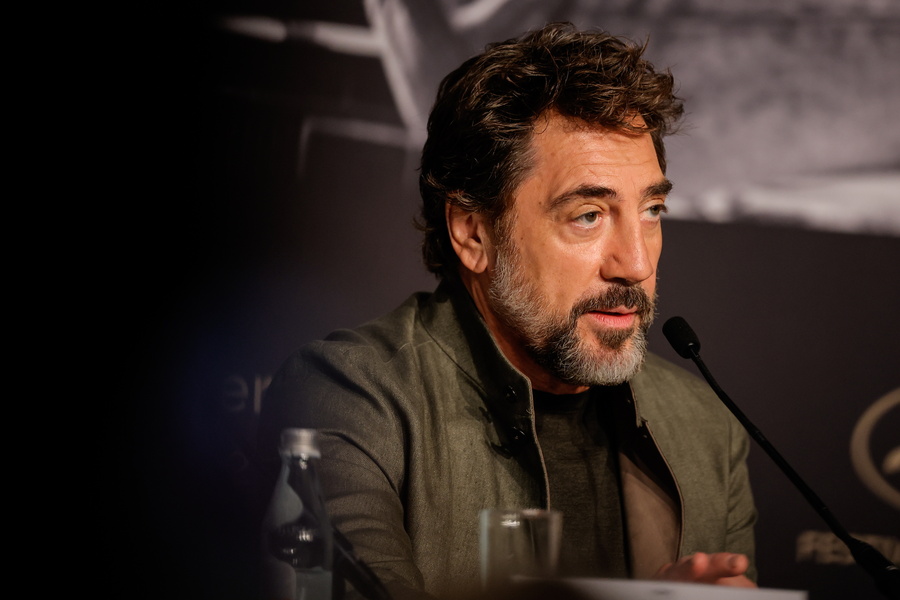 &Mu;&pi;&alpha;&rho;&delta;έ&mu; &sigma;&tau;&iota;&sigmaf; &Kappa;ά&nu;&nu;&epsilon;&sigmaf; / &Eta; &gamma;&epsilon;&nu;&omicron;&kappa;&tau;&omicron;&nu;ί&alpha; &sigma;&tau;&eta; &Gamma;ά&zeta;&alpha;, &eta; &laquo;&mu;&alpha;ύ&rho;&eta; &lambda;ί&sigma;&tau;&alpha;&raquo; &tau;&omicron;&upsilon; &Chi;ό&lambda;&iota;&gamma;&omicron;&upsilon;&nu;&tau; &kappa;&alpha;&iota; &eta; &tau;&omicron;&xi;&iota;&kappa;ή &alpha;&rho;&rho;&epsilon;&nu;&omega;&pi;ό&tau;&eta;&tau;&alpha;