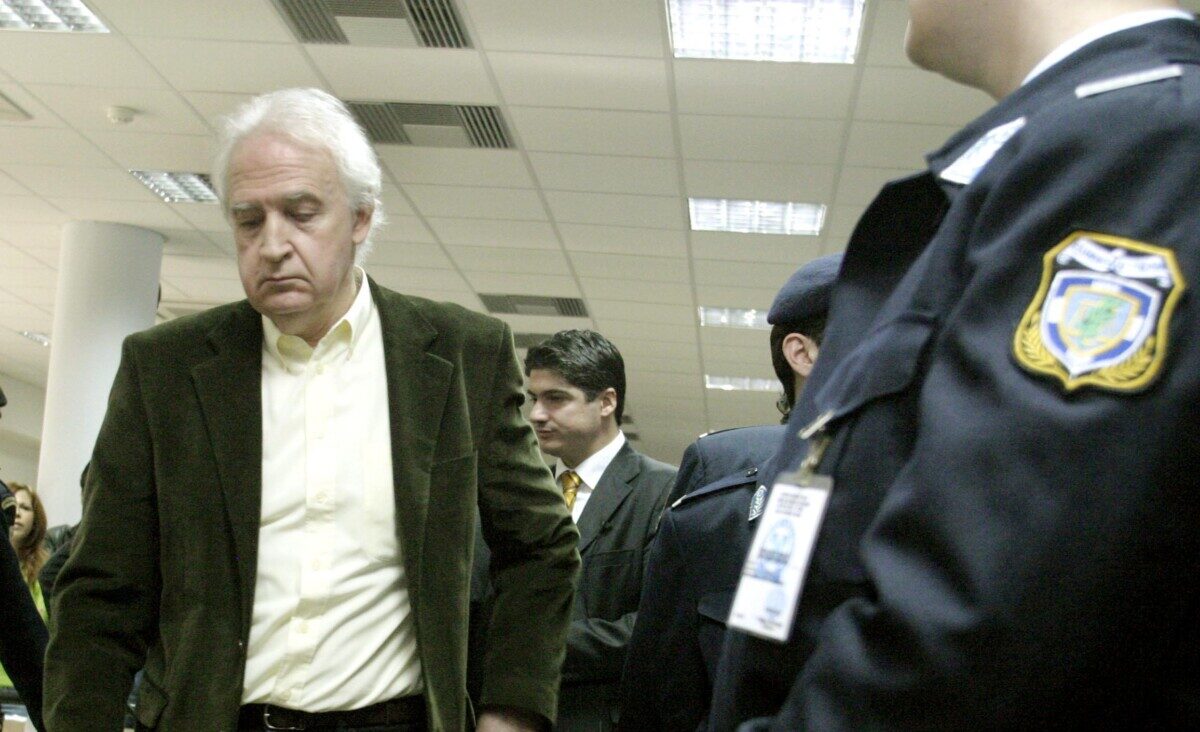&Eta;&Pi;&Alpha; &gamma;&iota;&alpha; &Gamma;&iota;&omega;&tau;ό&pi;&omicron;&upsilon;&lambda;&omicron; / &Eta; &epsilon;&lambda;&lambda;&eta;&nu;&iota;&kappa;ή &kappa;&upsilon;&beta;έ&rho;&nu;&eta;&sigma;&eta; &nu;&alpha; &pi;&rho;ά&xi;&epsilon;&iota; ό,&tau;&iota; &epsilon;ί&nu;&alpha;&iota; &delta;&upsilon;&nu;&alpha;&tau;ό&nu; &gamma;&iota;&alpha; &nu;&alpha; &epsilon;&pi;&iota;&sigma;&tau;&rho;έ&psi;&epsilon;&iota; &sigma;&tau;&eta; &phi;&upsilon;&lambda;&alpha;&kappa;ή