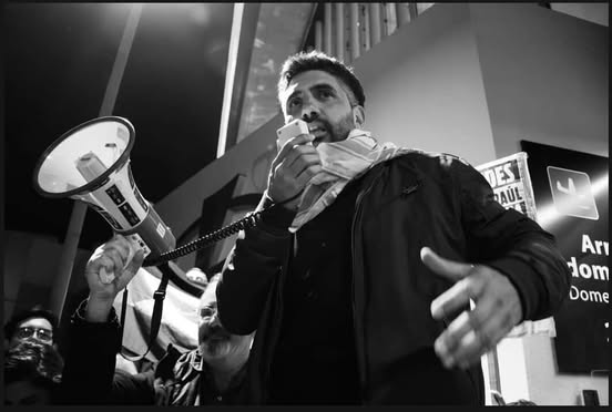 Pablo Giachello &sigma;&tau;&omicron; tvxs / &Tau;&omicron; &kappa;&rho;ά&tau;&omicron;&sigmaf; &tau;&omicron;&upsilon; &Iota;&sigma;&rho;&alpha;ή&lambda; &epsilon;ί&nu;&alpha;&iota; ό,&tau;&iota; &pi;&iota;&omicron; &kappa;&omicron;&nu;&tau;&iota;&nu;ό &sigma;&tau;&alpha; &phi;&alpha;&sigma;&iota;&sigma;&tau;&iota;&kappa;ά &kappa;&alpha;&theta;&epsilon;&sigma;&tau;ώ&tau;&alpha; &tau;&omicron;&upsilon; 20&omicron;ύ &alpha;&iota;ώ&nu;&alpha;