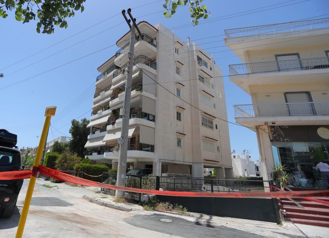 &Eta;&lambda;&iota;&omicron;ύ&pi;&omicron;&lambda;&eta; / &Upsilon;&pi;έ&kappa;&upsilon;&psi;&epsilon; &sigma;&tau;&alpha; &tau;&rho;&alpha;ύ&mu;&alpha;&tau;ά &tau;&eta;&sigmaf; &eta; &delta;&epsilon;ύ&tau;&epsilon;&rho;&eta; 17&chi;&rho;&omicron;&nu;&eta; &pi;&omicron;&upsilon; &pi;ή&delta;&eta;&xi;&epsilon; &alpha;&pi;ό &tau;&omicron;&nu; έ&kappa;&tau;&omicron; ό&rho;&omicron;&phi;&omicron;