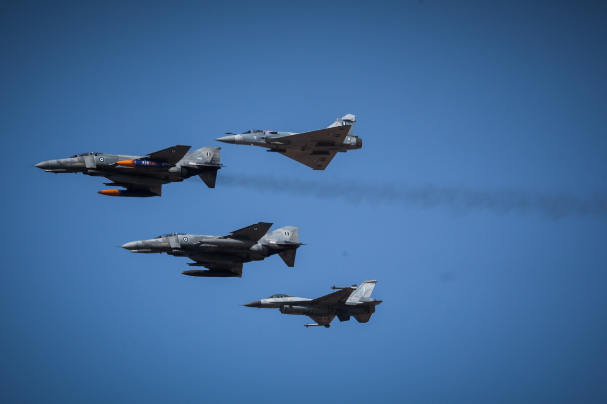 &Kappa;ά&rho;&pi;&alpha;&theta;&omicron;&sigmaf; / Mirage &alpha;&nu;&tau;ί Patriot &ndash; &Mu;&epsilon;&tau;&alpha;&tau;&rho;έ&pi;&epsilon;&tau;&alpha;&iota; &sigma;&epsilon; &beta;ά&sigma;&eta; &ndash; &laquo;&kappa;&lambda;&epsilon;&iota;&delta;ί&raquo; &gamma;&iota;&alpha; &tau;&omicron; &Nu;&Alpha;&Tau;&Omicron;