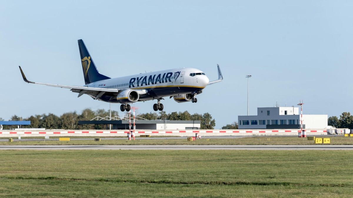 Ryanair &kappa;&alpha;&tau;ά Fraport / &Eta; &alpha;ύ&xi;&eta;&sigma;&eta; &sigma;&tau;&alpha; &tau;έ&lambda;&eta; &omicron;&delta;ή&gamma;&eta;&sigma;&epsilon; &sigma;&tau;&omicron; &kappa;&lambda;&epsilon;ί&sigma;&iota;&mu;&omicron; &tau;&eta;&sigmaf; &beta;ά&sigma;&eta;&sigmaf; &sigma;&tau;&eta; &Theta;&epsilon;&sigma;&sigma;&alpha;&lambda;&omicron;&nu;ί&kappa;&eta;