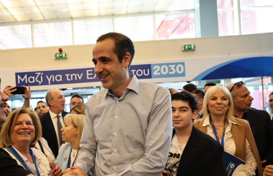 &Nu;&Delta; / &Tau;&alpha; &kappa;έ&rho;&delta;&eta; &tau;&omega;&nu; &delta;&epsilon;&lambda;&phi;ί&nu;&omega;&nu; &kappa;&alpha;&iota; &omicron; &laquo;&epsilon;&pi;&iota;&tau;&epsilon;&lambda;&iota;&kappa;ό&sigmaf; &mu;έ&sigma;&omicron;&sigmaf;&raquo; &Gamma;&rho;&eta;&gamma;ό&rho;&eta;&sigmaf; &Delta;&eta;&mu;&eta;&tau;&rho;&iota;ά&delta;&eta;&sigmaf;