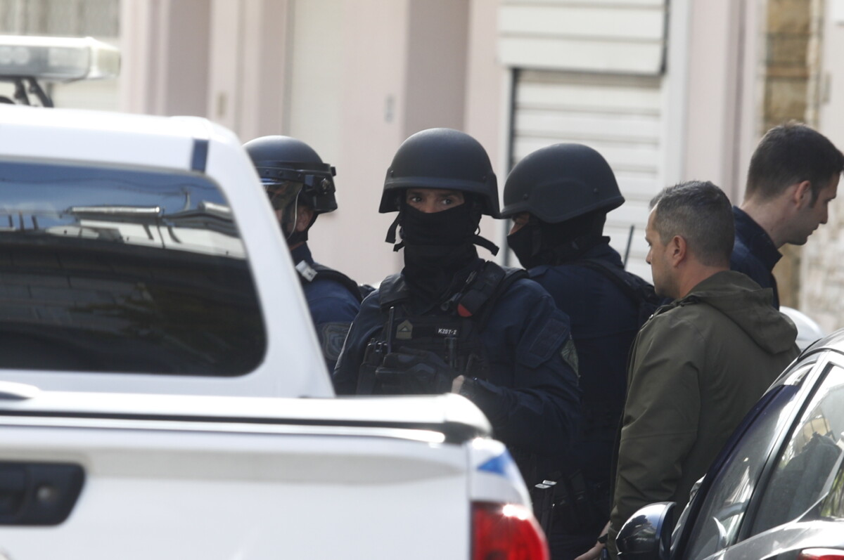 &Kappa;&rho;ή&tau;&eta; / &Nu;έ&epsilon;&sigmaf; &epsilon;&gamma;&kappa;&lambda;&eta;&mu;&alpha;&tau;&iota;&kappa;έ&sigmaf; &omicron;&rho;&gamma;&alpha;&nu;ώ&sigma;&epsilon;&iota;&sigmaf; &ndash; &Delta;&omicron;&mu;ή &omicron;&iota;&kappa;&omicron;&gamma;&epsilon;&nu;&epsilon;&iota;&alpha;&kappa;ή&sigmaf; &laquo;&mu;&alpha;&phi;ί&alpha;&sigmaf;&raquo;, &delta;&iota;&alpha;&kappa;ί&nu;&eta;&sigma;&eta; &kappa;&omicron;&kappa;&alpha;ΐ&nu;&eta;&sigmaf;, &pi;&alpha;&rho;ά&nu;&omicron;&mu;&epsilon;&sigmaf; &epsilon;&pi;&iota;&delta;&omicron;&tau;ή&sigma;&epsilon;&iota;&sigmaf; &Omicron;&Pi;&Epsilon;&Kappa;&Epsilon;&Pi;&Epsilon;