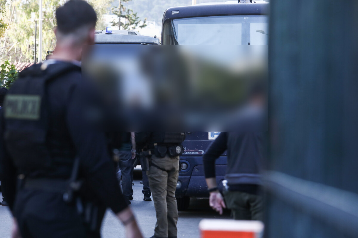 &Lambda;&eta;&sigma;&tau;&epsilon;ί&alpha; &sigma;&tau;&eta;&nu; &Kappa;ά&tau;&omega; &Tau;&iota;&theta;&omicron;&rho;έ&alpha; / &Pi;&rho;&omicron;&phi;&upsilon;&lambda;&alpha;&kappa;&iota;&sigma;&tau;έ&omicron;&iota; 6 &kappa;&alpha;&tau;&eta;&gamma;&omicron;&rho;&omicron;ύ&mu;&epsilon;&nu;&omicron;&iota;