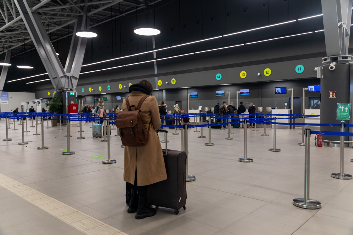 Ryanair / K&lambda;&epsilon;ί&nu;&epsilon;&iota; &tau;&eta; &beta;ά&sigma;&eta; &tau;&eta;&sigmaf; &sigma;&tau;&eta; &Theta;&epsilon;&sigma;&sigma;&alpha;&lambda;&omicron;&nu;ί&kappa;&eta;