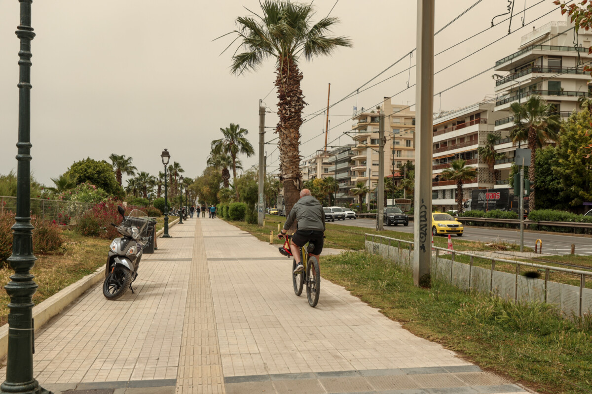 &Alpha;&tau;&tau;&iota;&kappa;ή / &Alpha;&nu;&alpha;&phi;&omicron;&rho;έ&sigmaf; &gamma;&iota;&alpha; έ&nu;&tau;&omicron;&nu;&eta; &omicron;&sigma;&mu;ή &alpha;&epsilon;&rho;ί&omicron;&upsilon; &sigma;&tau;&alpha; &Nu;ό&tau;&iota;&alpha; &Pi;&rho;&omicron;ά&sigma;&tau;&iota;&alpha;