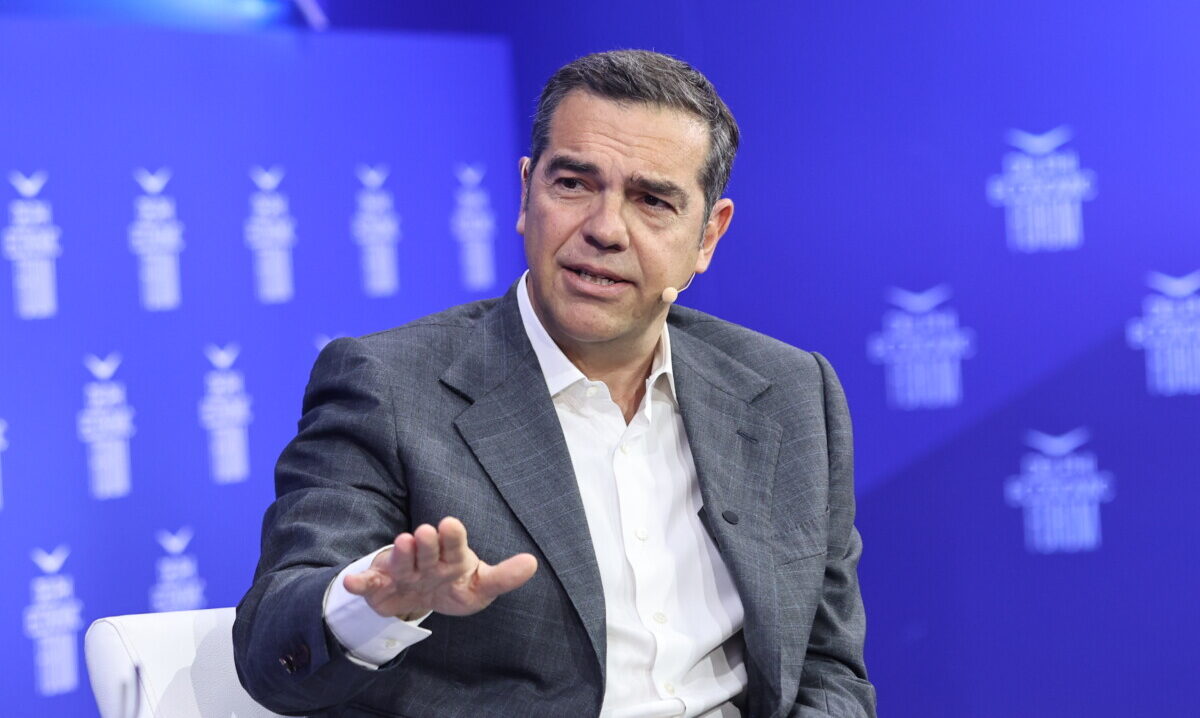 &Tau;&sigma;ί&pi;&rho;&alpha;&sigmaf; / &Eta; &laquo;&Iota;&theta;ά&kappa;&eta;&raquo; &phi;έ&rho;&nu;&epsilon;&iota; &mu;&pi;ά&chi;&alpha;&lambda;&omicron; &sigma;&tau;&eta; &Beta;&omicron;&upsilon;&lambda;ή &ndash; A&nu;&omicron;ί&gamma;&epsilon;&iota; έ&delta;&rho;&alpha; &gamma;&iota;&alpha; &Kappa;&alpha;&sigma;&sigma;&epsilon;&lambda;ά&kappa;&eta;;