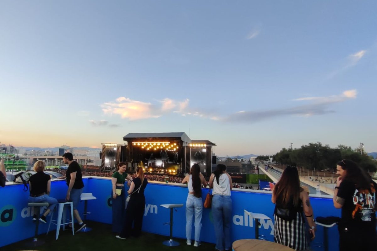 Allwyn / &Alpha;&pi;&omicron;&gamma;&epsilon;&iota;ώ&nu;&epsilon;&iota; &tau;&eta;&nu; &epsilon;&mu;&pi;&epsilon;&iota;&rho;ί&alpha; &tau;&omicron;&upsilon; Release Athens Festival &gamma;&iota;&alpha; 4&eta; &chi;&rho;&omicron;&nu;&iota;ά &ndash; &Pi;ώ&sigmaf; &theta;&alpha; &delta;&iota;&epsilon;&kappa;&delta;&iota;&kappa;ή&sigma;&epsilon;&tau;&epsilon; &delta;&iota;&pi;&lambda;έ&sigmaf; &pi;&rho;&omicron;&sigma;&kappa;&lambda;ή&sigma;&epsilon;&iota;&sigmaf; &gamma;&iota;&alpha; Moby &kappa;&alpha;&iota; M