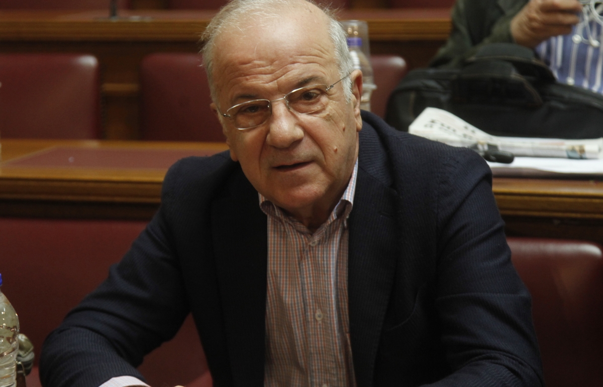 &Nu;ά&sigma;&omicron;&sigmaf; &Alpha;&theta;&alpha;&nu;&alpha;&sigma;ί&omicron;&upsilon; / &Pi;έ&theta;&alpha;&nu;&epsilon; &omicron; &delta;&eta;&mu;&omicron;&sigma;&iota;&omicron;&gamma;&rho;ά&phi;&omicron;&sigmaf; &sigma;&epsilon; &eta;&lambda;&iota;&kappa;ί&alpha; 75 &epsilon;&tau;ώ&nu;