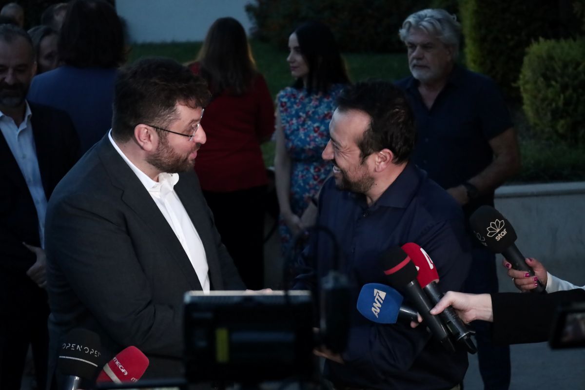 &Sigma;&Upsilon;&Rho;&Iota;&Zeta;&Alpha; / &Tau;έ&lambda;&omicron;&sigmaf; &alpha;&pi;ό &kappa;&omicron;&iota;&nu;&omicron;&beta;&omicron;&upsilon;&lambda;&epsilon;&upsilon;&tau;&iota;&kappa;ό&sigmaf; &epsilon;&kappa;&pi;&rho;ό&sigma;&omega;&pi;&omicron;&sigmaf; &omicron; &Pi;&alpha;&pi;&pi;ά&sigmaf; &kappa;&alpha;&iota; &alpha;&pi;ό &epsilon;&kappa;&pi;&rho;ό&sigma;&omega;&pi;&omicron;&sigmaf; &Tau;ύ&pi;&omicron;&upsilon;