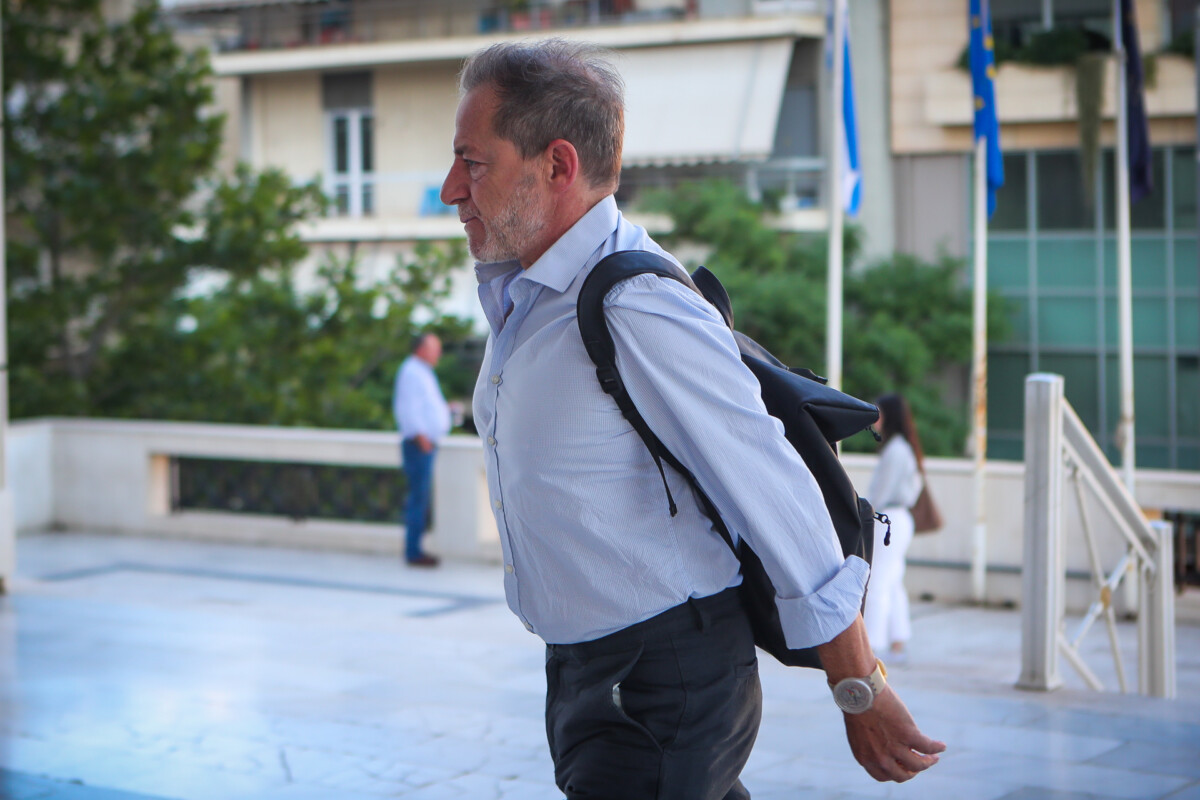&Delta;&eta;&mu;ή&tau;&rho;&eta;&sigmaf; &Lambda;&iota;&gamma;&nu;ά&delta;&eta;&sigmaf; / &Theta;&alpha; &delta;&iota;&kappa;&alpha;&sigma;&tau;&epsilon;ί &alpha;&pi;ό &tau;&eta;&nu; &alpha;&rho;&chi;ή &kappa;&alpha;&iota; &gamma;&iota;&alpha; &tau;&iota;&sigmaf; &tau;&rho;&epsilon;&iota;&sigmaf; &upsilon;&pi;&omicron;&theta;έ&sigma;&epsilon;&iota;&sigmaf; &sigma;&epsilon;&xi;&omicron;&upsilon;&alpha;&lambda;&iota;&kappa;ή&sigmaf; &kappa;&alpha;&kappa;&omicron;&pi;&omicron;ί&eta;&sigma;&eta;&sigmaf;