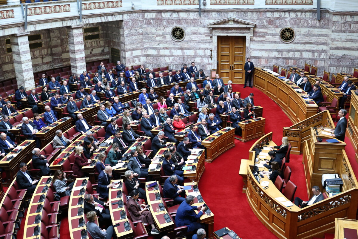 &Beta;&omicron;&upsilon;&lambda;&epsilon;&upsilon;&tau;έ&sigmaf; &Nu;.&Delta;. / &laquo;&Mu;ή&pi;&omega;&sigmaf; &sigma;&iota;&gamma;ά &sigma;&iota;&gamma;ά &nu;&alpha; &tau;&omicron; &mu;&alpha;&zeta;&epsilon;ύ&omicron;&upsilon;&mu;&epsilon;;&raquo;