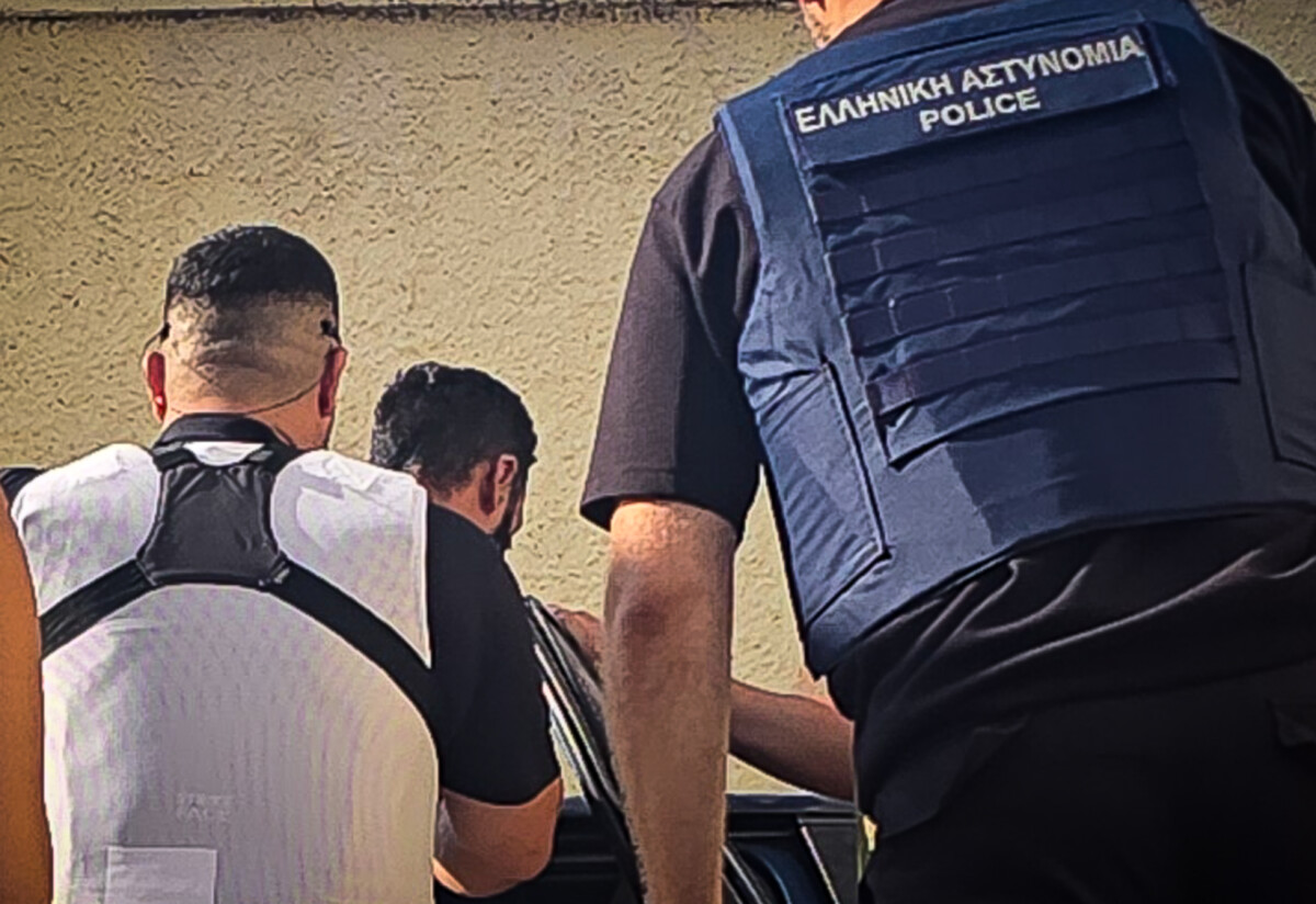 &Delta;&omicron;&lambda;&omicron;&phi;&omicron;&nu;ί&alpha; 42&chi;&rho;&omicron;&nu;&eta;&sigmaf; &sigma;&tau;&eta; &Sigma;ύ&rho;&omicron; / &Pi;&omicron;&iota;&nu;&iota;&kappa;έ&sigmaf; &delta;&iota;ώ&xi;&epsilon;&iota;&sigmaf; &sigma;&tau;&omicron; &zeta;&epsilon;&upsilon;&gamma;ά&rho;&iota;