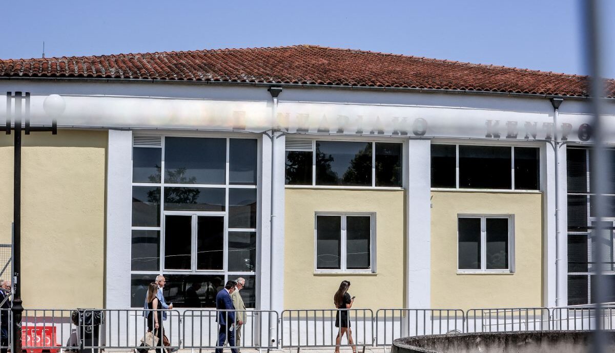 &Delta;ί&kappa;&eta; &gamma;&iota;&alpha; &Tau;έ&mu;&pi;&eta; / Έ&nu;&tau;&alpha;&sigma;&eta; &sigma;&tau;&eta;&nu; &alpha;ί&theta;&omicron;&upsilon;&sigma;&alpha; &gamma;&iota;&alpha; &tau;&eta; &sigma;ύ&mu;&beta;&alpha;&sigma;&eta; 717