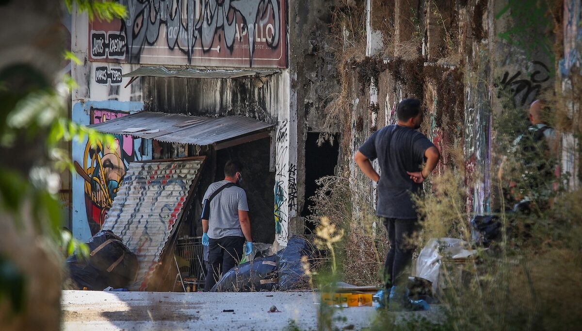 &Kappa;&upsilon;&psi;έ&lambda;&eta; / &Sigma;&epsilon; &gamma;&upsilon;&nu;&alpha;ί&kappa;&alpha; &alpha;&nu;ή&kappa;&omicron;&upsilon;&nu; &tau;&alpha; &lambda;&epsilon;ί&psi;&alpha;&nu;&alpha; &pi;&omicron;&upsilon; &beta;&rho;έ&theta;&eta;&kappa;&alpha;&nu; &mu;έ&sigma;&alpha; &sigma;&epsilon; &beta;&alpha;&lambda;ί&tau;&sigma;&alpha;
